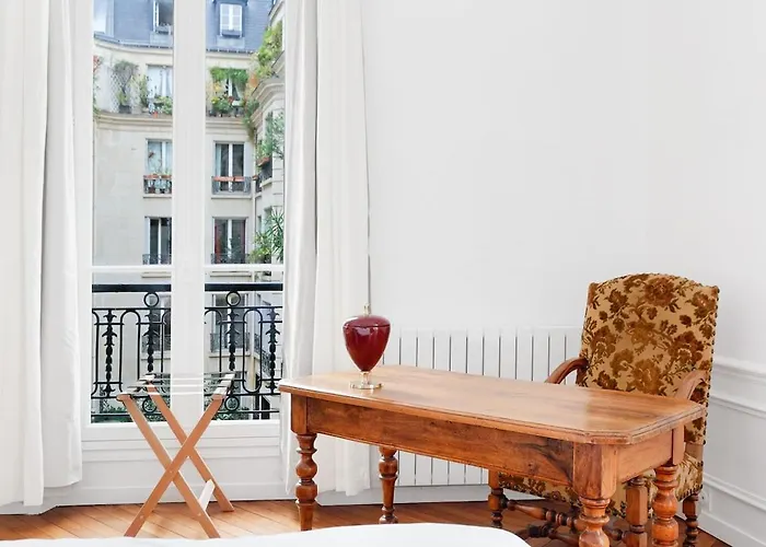 Le Marais Elegant *