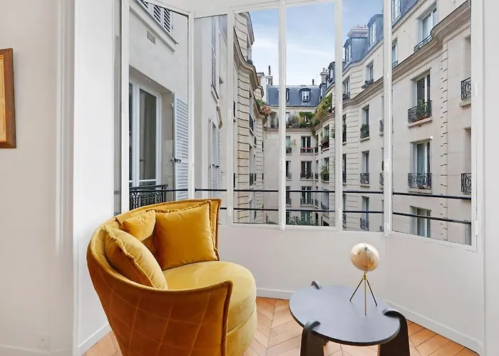 Le Marais Elegant